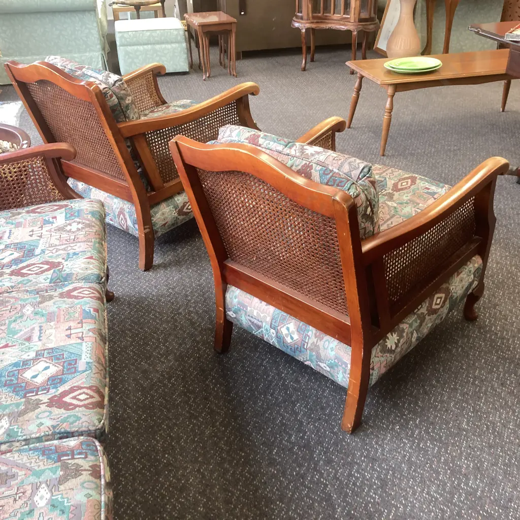 Bergere Lounge Suite, 3+1+1, Cabriole Legs Image 1++