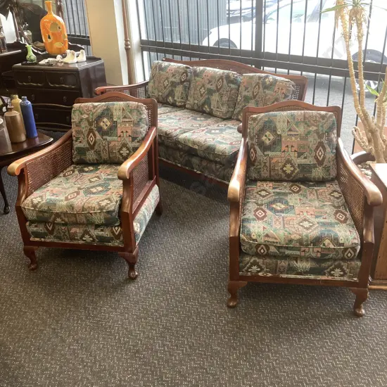 Bergere Lounge Suite, 3+1+1, Cabriole Legs