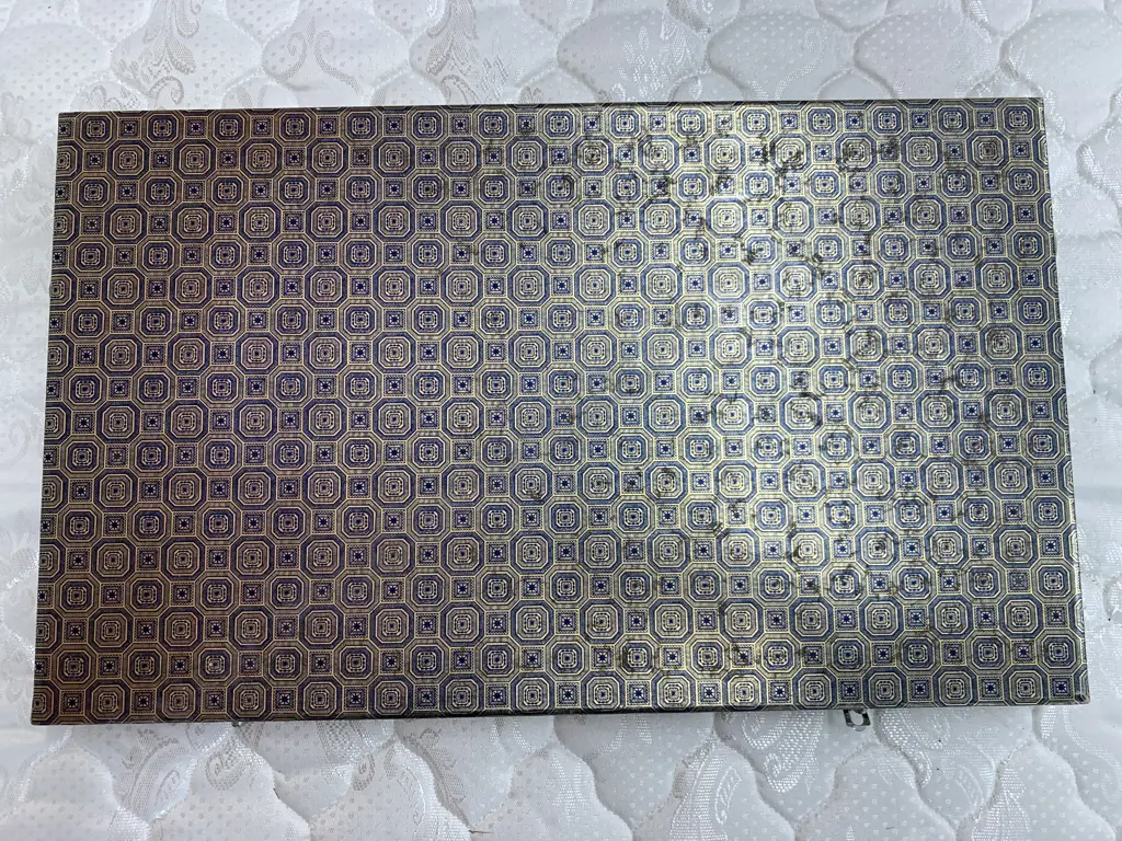 Boxed Nostalgia Cutlery Set, Silver Plated Image 1++