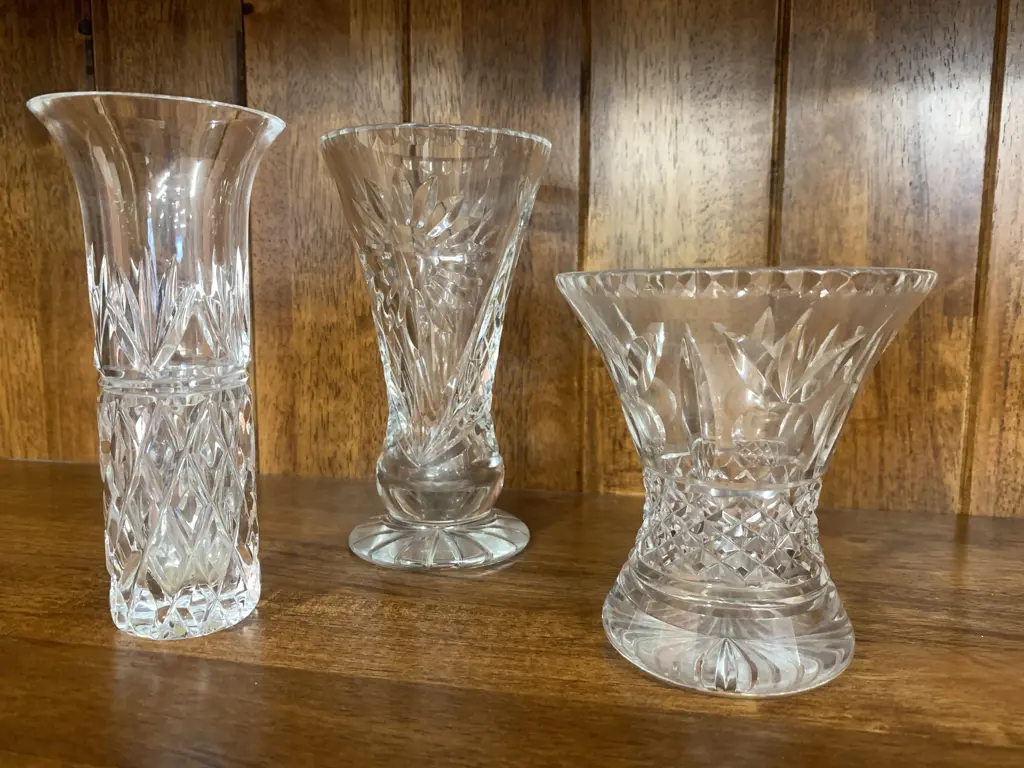 Assorted Vintage Crystal Vases x 3 Image 1++