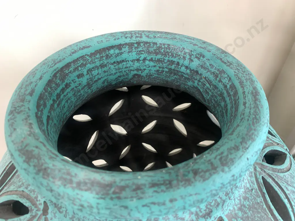 Oman Pottery Painted Green Urn, H70 W40cm Image 1++