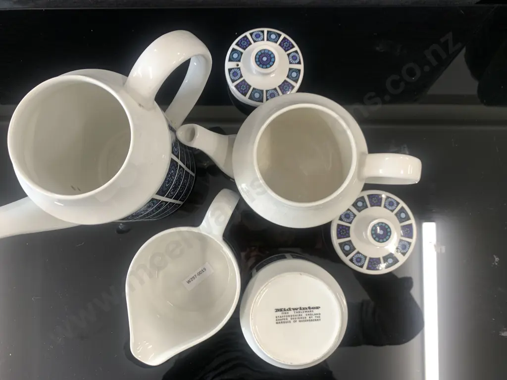 Vintage Midwinter Marquis Of Queensbury Madeira Pattern Coffee Pot, Teapot, Creamer & Sugar Bowl Image 1++