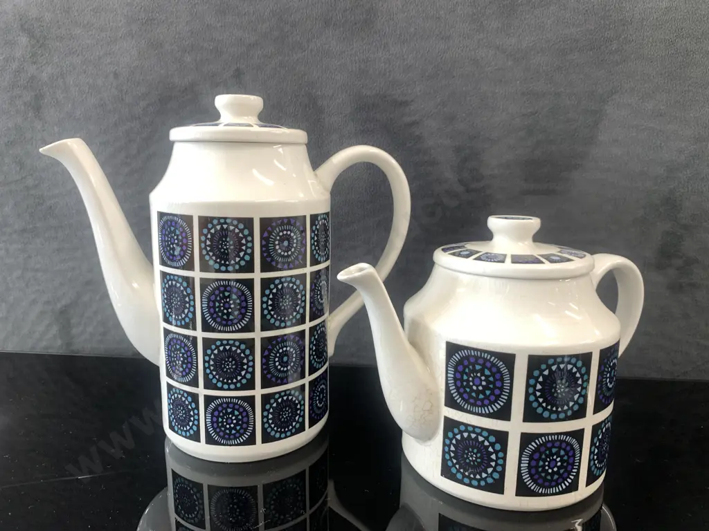 Vintage Midwinter Marquis Of Queensbury Madeira Pattern Coffee Pot, Teapot, Creamer & Sugar Bowl Image 1++