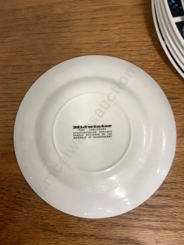 Vintage Midwinter Marquis Of Queensbury Madeira Pattern 35 Piece Dinner Set (1 Large Plate Missing) Image 1++