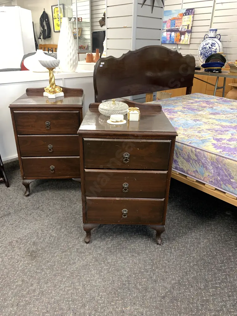 Mahogany 5 Piece Bedroom Suite, Country Comfort Mattress, Dressing Table, Tallboy, Pair of Bedside Cabinets & Bed Image 1++