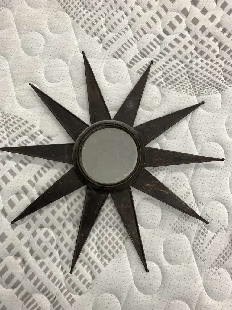 Modern Brown Metal Star Mirror Image 1++