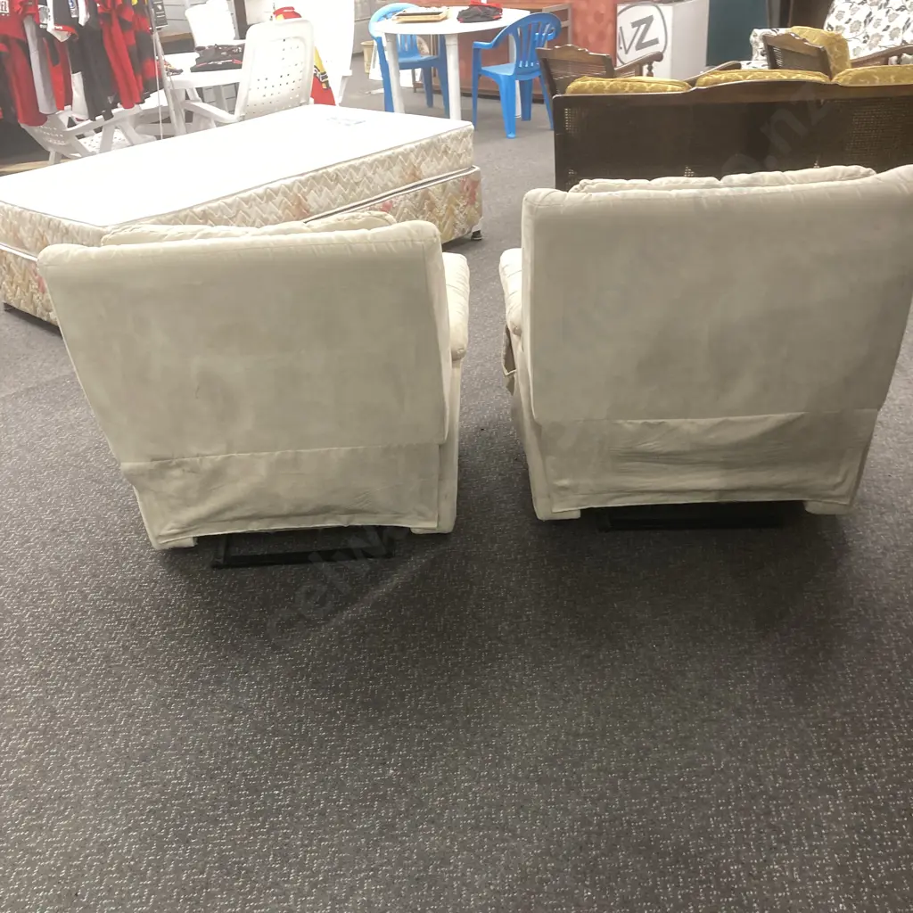 Pair of Cream Microsuede Recliner Chairs Image 1++