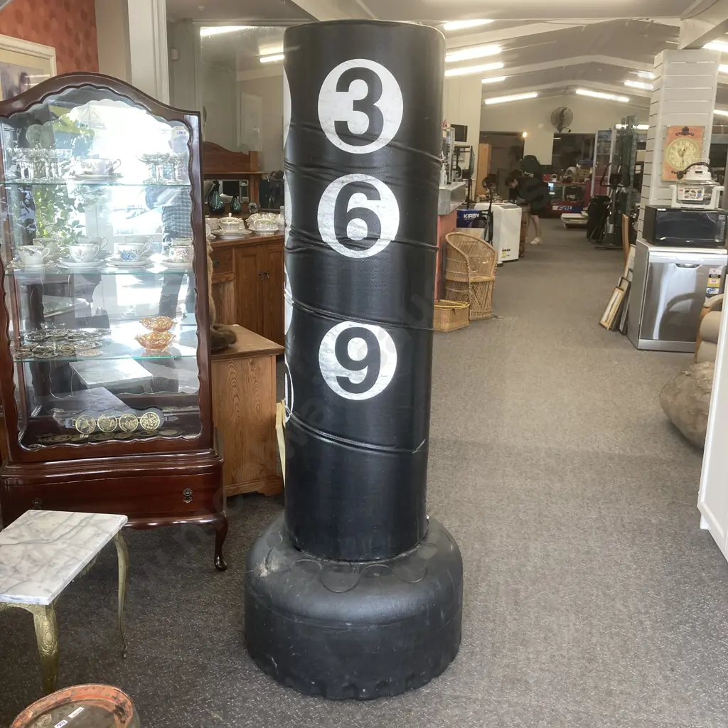 Freestanding Numbered Punching Bag On A Plastic Hollow Base, H1.8m, Dia70cm Image 1++