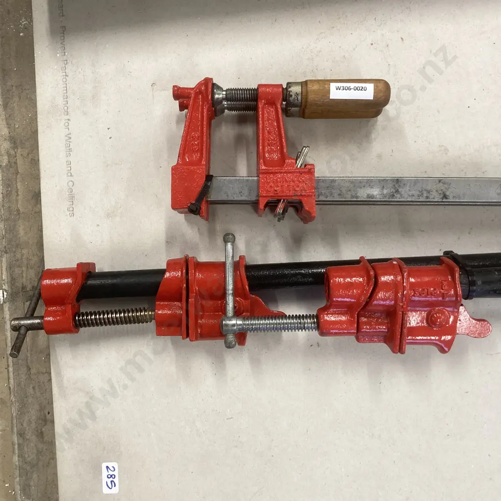 Pair of F-Clamps & 2 Sash Clamps Image 1++