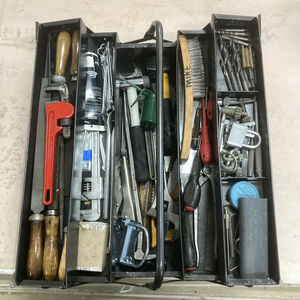Roebuck Steel Cantilever Toolbox, Tools Etc Image 1++