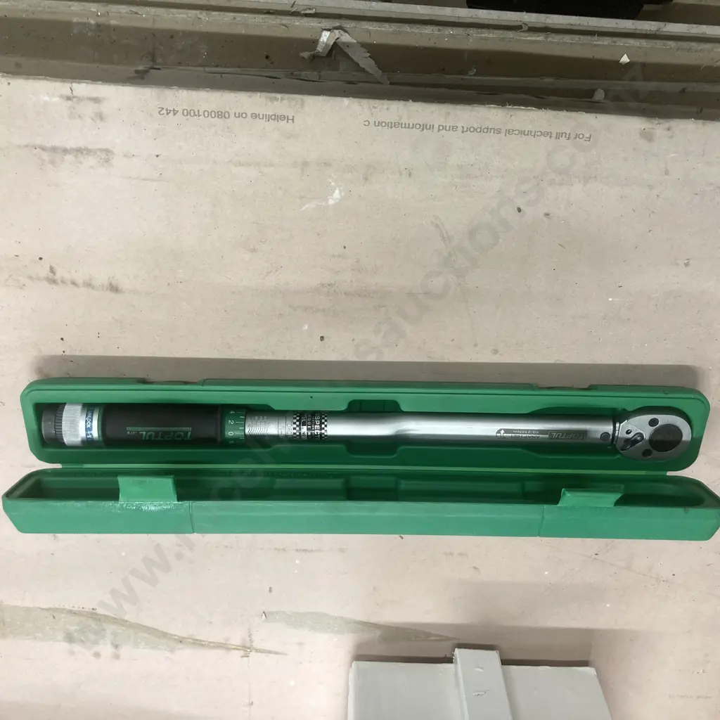 TopTul 1/2" Dr. Micrometer Adjustable Torque Wrench 40-210Nm Capacity 535L. (mm) Image 1++