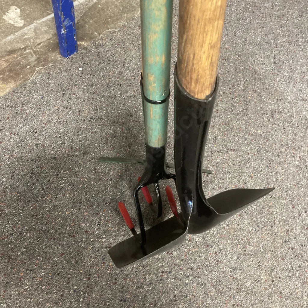 Bundle of Three Garden Tools Image 1++