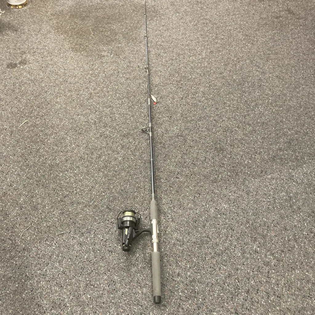 Shimano Aeroglas A62602 6' Rod With Daiwa JG16504 Reel Image 1++