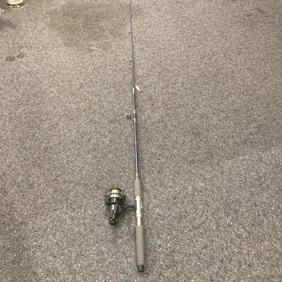 Shimano Aeroglas A62602 6' Rod With Daiwa JG16504 Reel