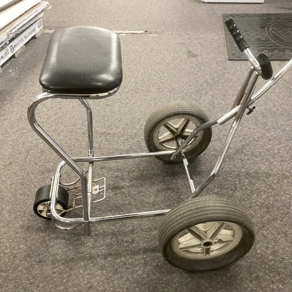 Golf Trundler, Kean Kart 3 Wheel With Seat Image 1++