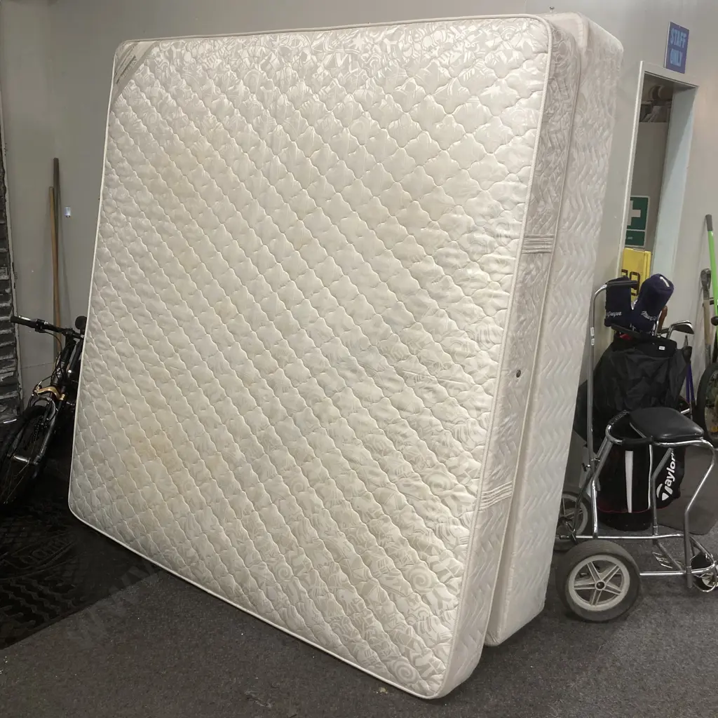 SilentNight Orthopaedic (UAE) Bed, W200 L192cm, Split Base, With Padded Fabric Headboard (Random Bed Legs) Image 1++