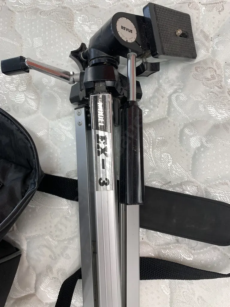 Assorted Camera Sundries In Bag, Makinon Lens, Minolta AF Zoom Lens, EX-3 Tripod Image 1++