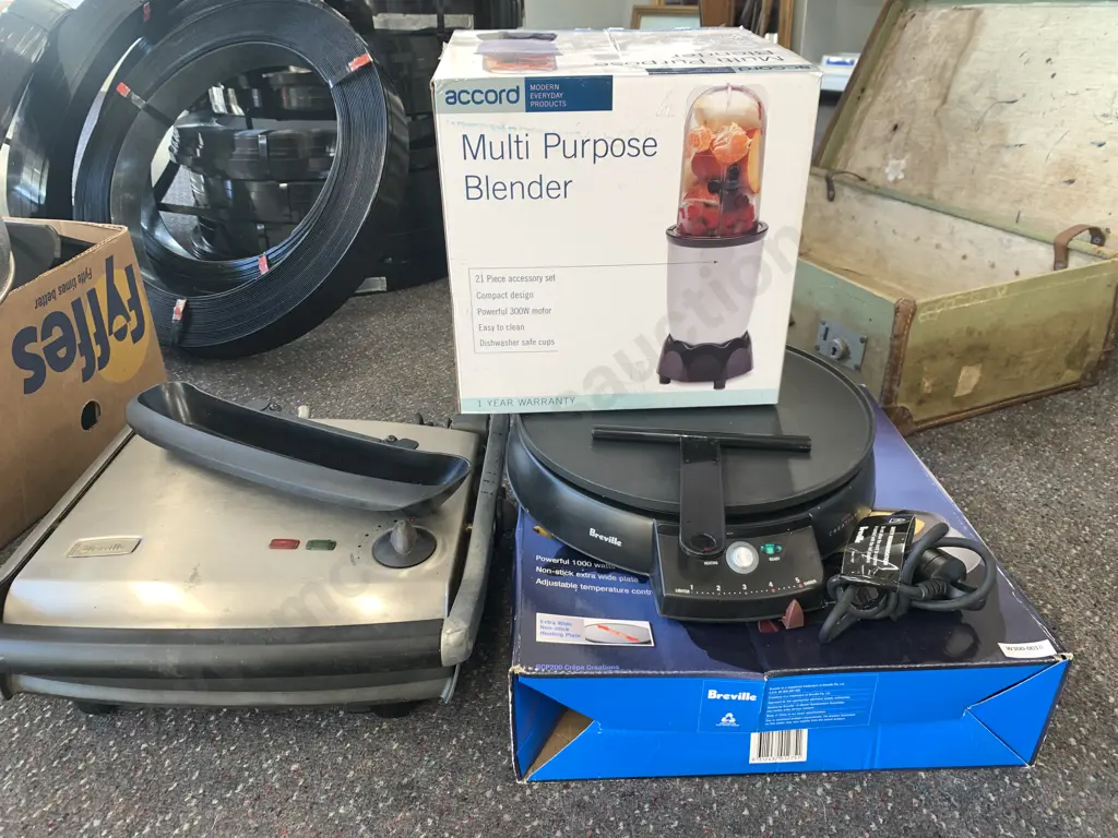 Breville Crepe Creations, Accord Multi Purpose Blender & Breville Panini Maker Image 1++