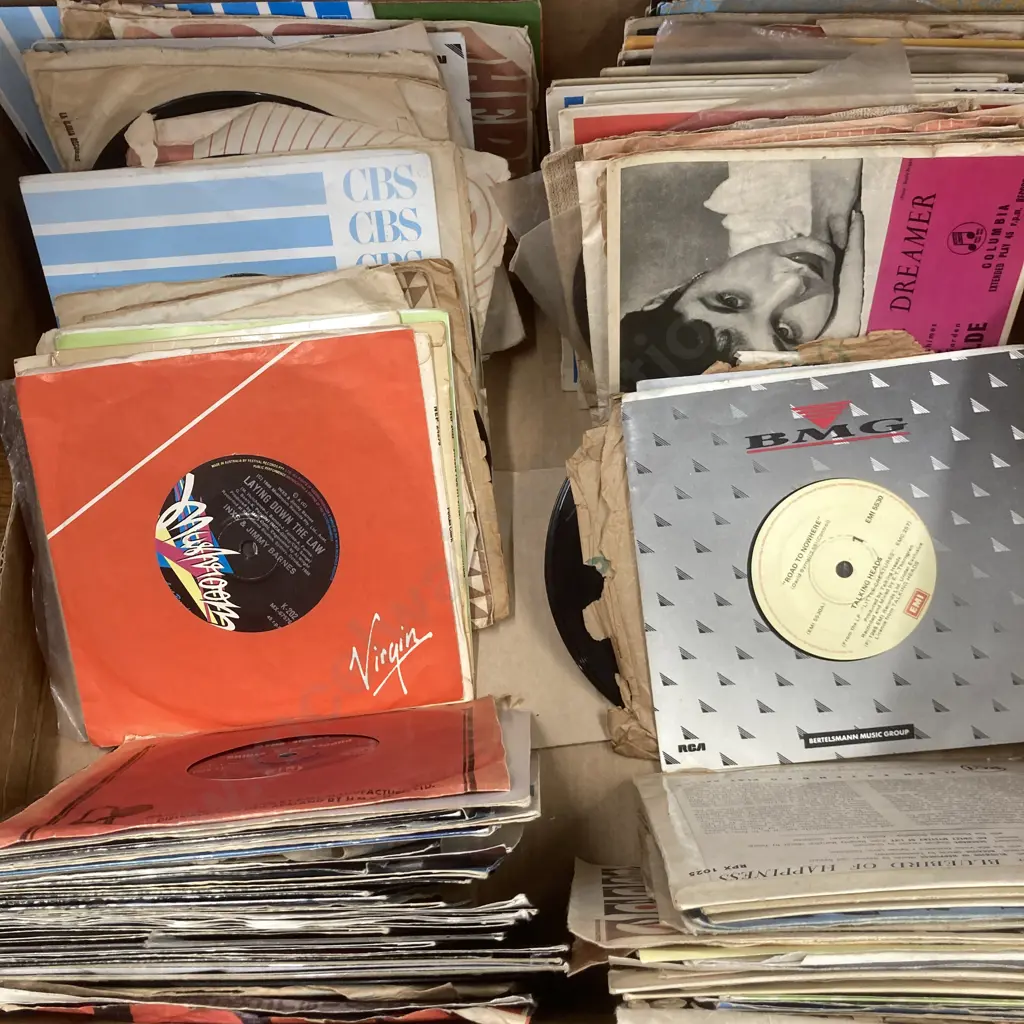 Assortment Of 45s Including Kylie, U2, Talking Heads Etc Image 1++