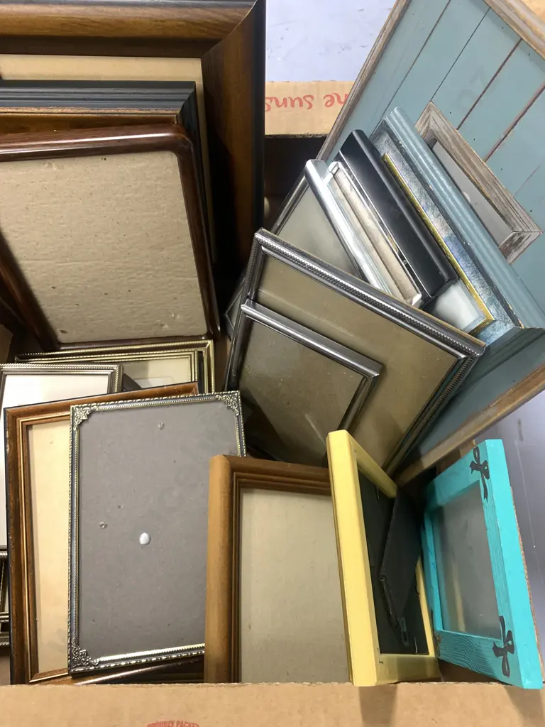 Assortment Of Photo Frames Box Lot Image 1++