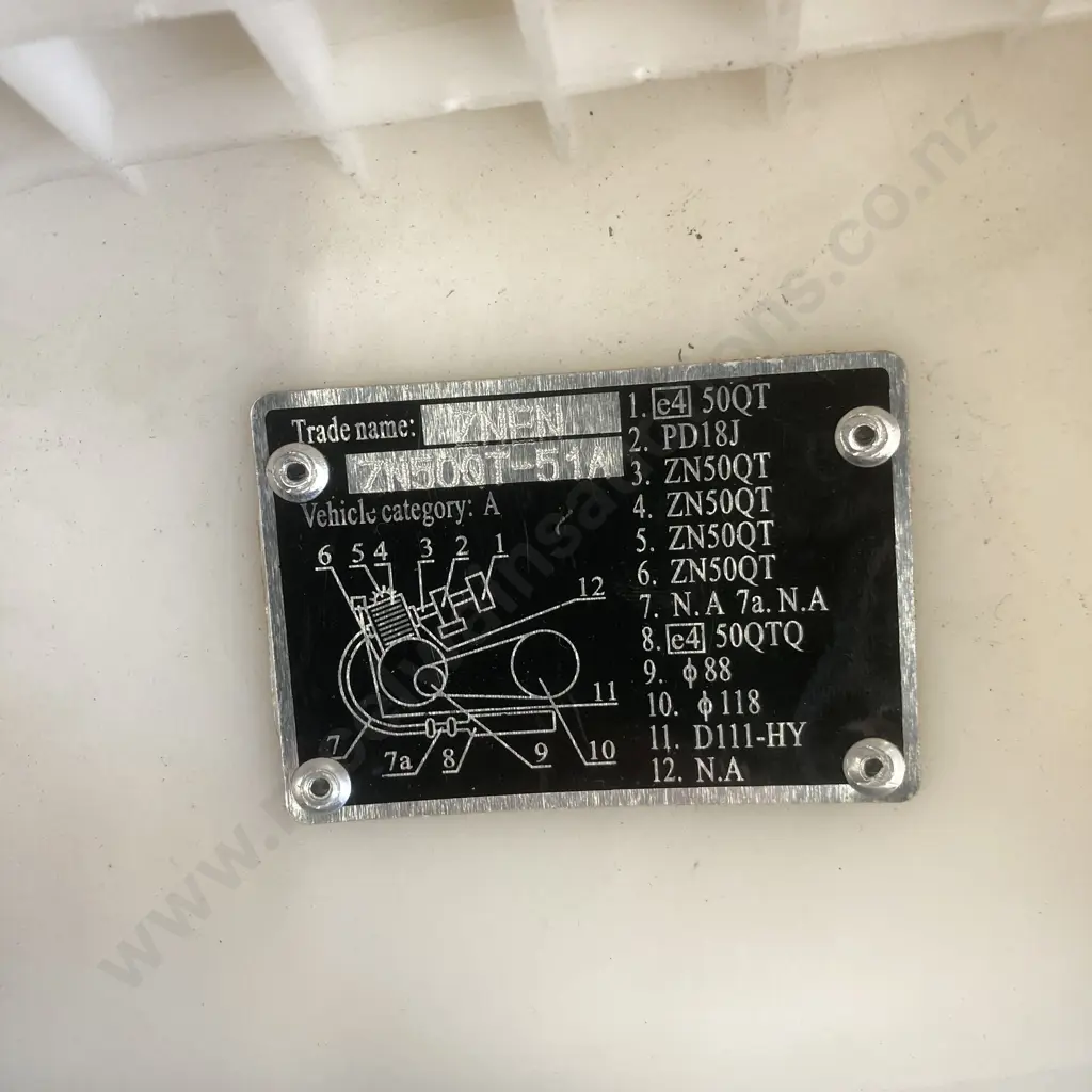 2019 ZNEN Honey Bee Motor Scooter, Rego 3/8/2022, 2227 Miles, ZN50QT-51A (Stored For Last 12 Months Sold As Is Where Is) Image 1++