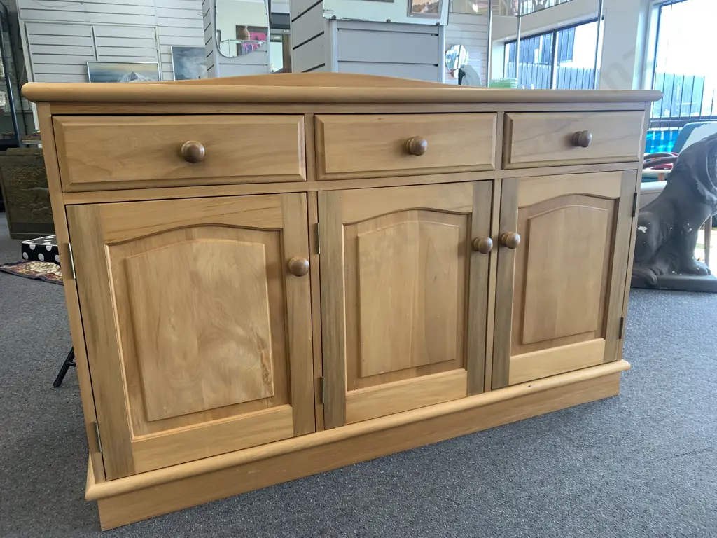 Rimu Sideboard, 3 Drawer, 3 Door (4 Hidden Drawers), 93 x 144cm Image 1++