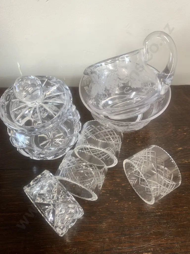 Assortment Of Crystal Items Including Stuart Image 1++