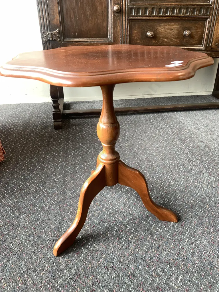 Vintage Mahogany Wine Table, 53 x 50cm Image 1++