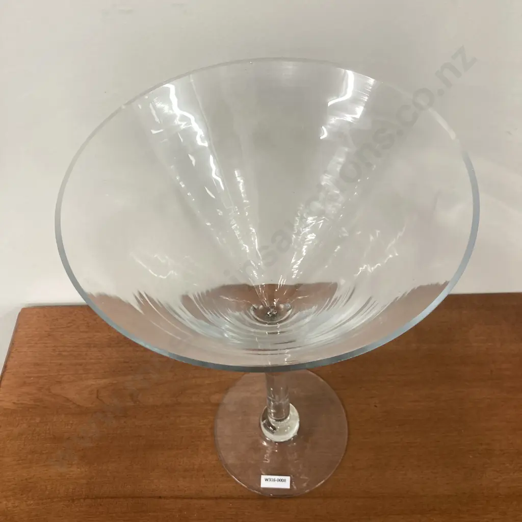 Huge Martini Glass, 40 x 25.5cm Image 1++