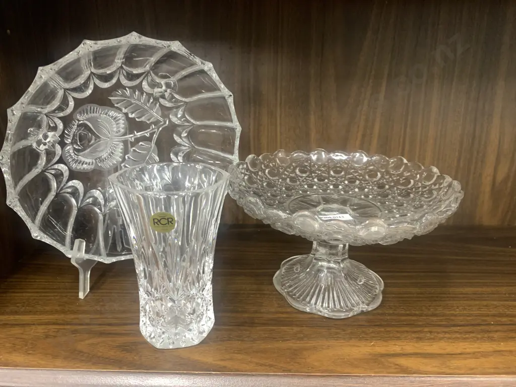 Vintage Crystal Vase, Pedestal Dish & Tri Footed Bowl Image 1++