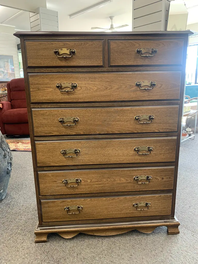 Mahogany 7 Drawer Scotch Chest, D.A.Lewis & Co Dalco Fine Furniture, Scalloped Top Image 1++