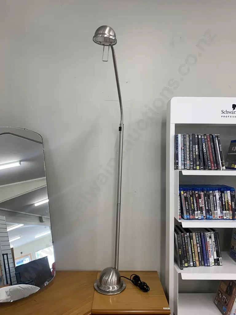Stylux Chrome Pedestal Lamp, Adjustable Height, Model F-109 Tema Image 1++