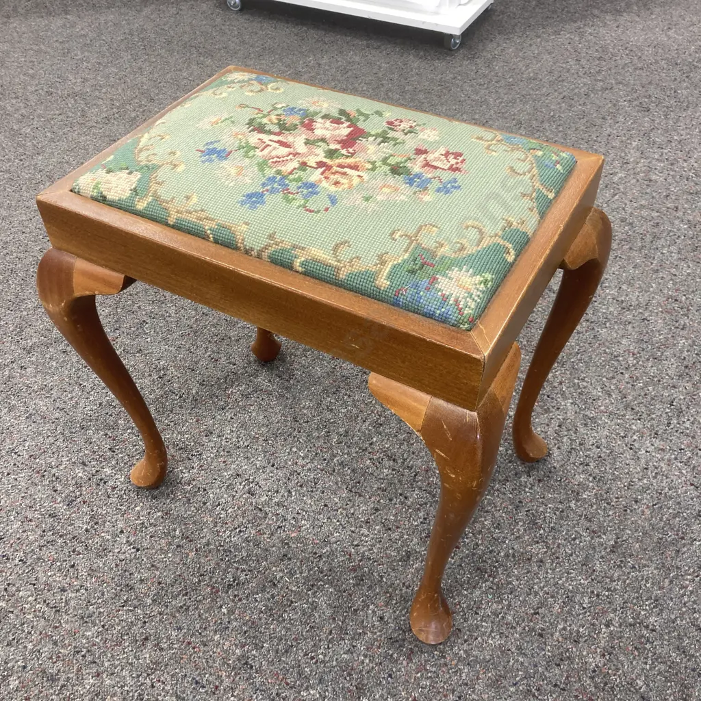 Vintage Needlepoint Footstool, Cabriole Legs, H46 W47 D35cm Image 1++