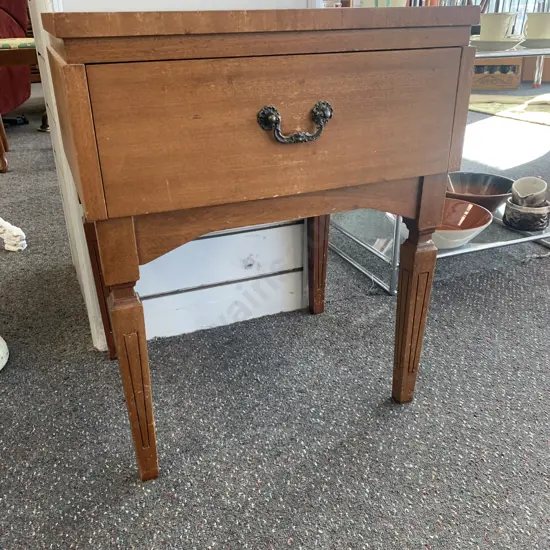 Craftrite Contemporary Period Bedside Cabinet, Single Drawer, H56 W45 D36cm
