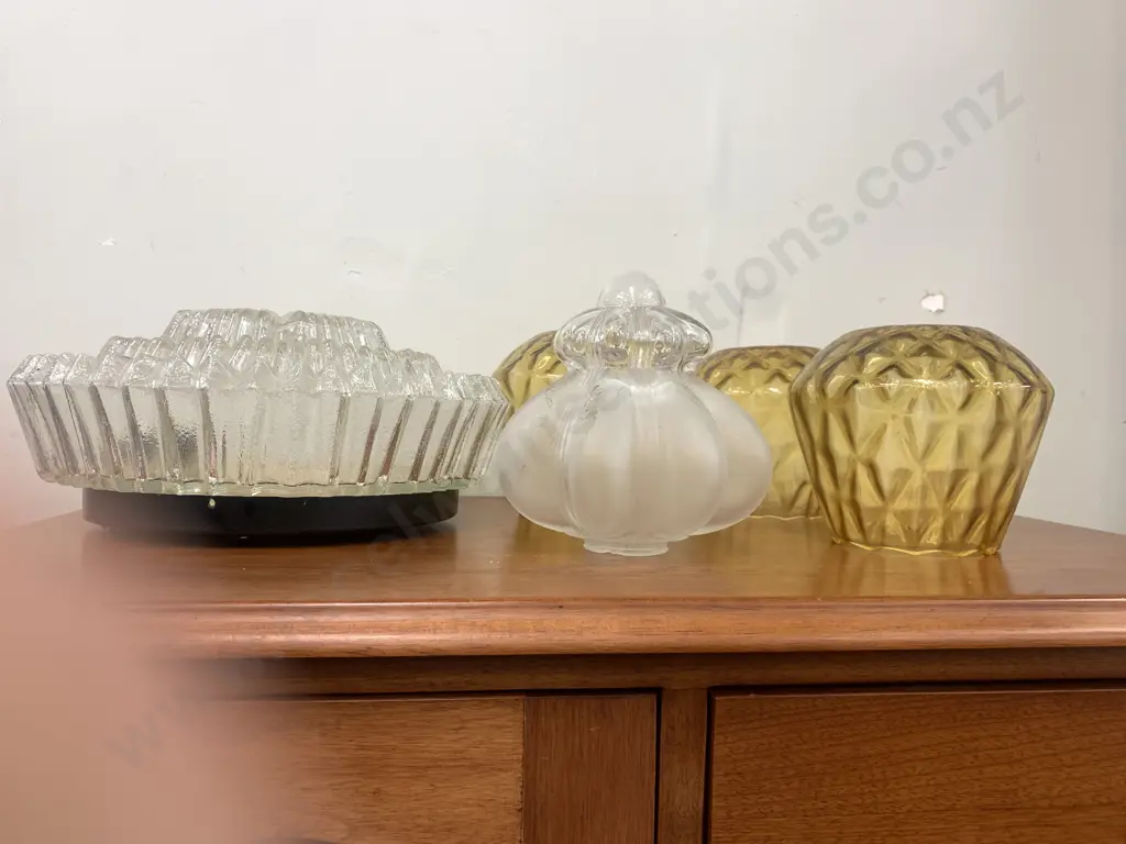 Assortment of Vintage Retro Light Shades (one has been damaged at viewing see photo) Image 1++