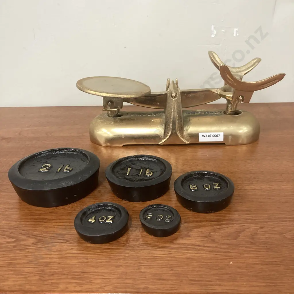 Vintage 'Domestic Use Only' Balance Scales With 5 Weights (2oz to 2lb), Old Gold Colour Image 1++
