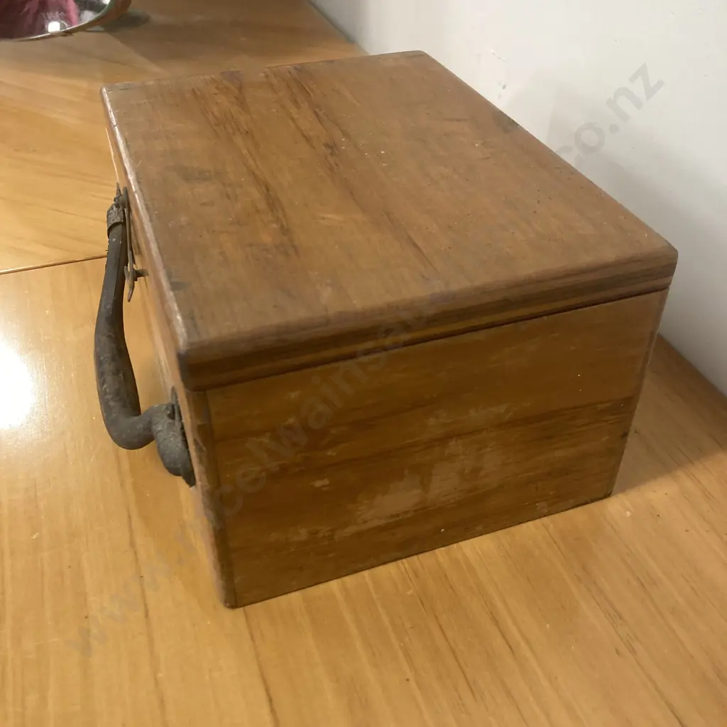 Vintage First Aid Kit In Small Wooden Case With Steel Handle, H11 W20 D16cm Image 1++