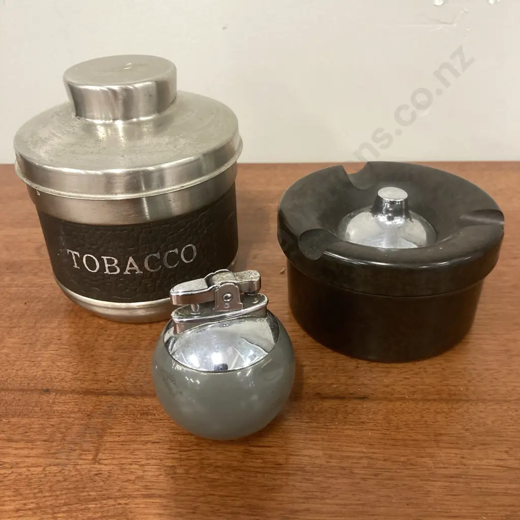 Ronson Rondelight Grey Ball Table Lighter, Lidded Tobacco Jar, Bakelite Ashtray With Spring Back Top Image 1++