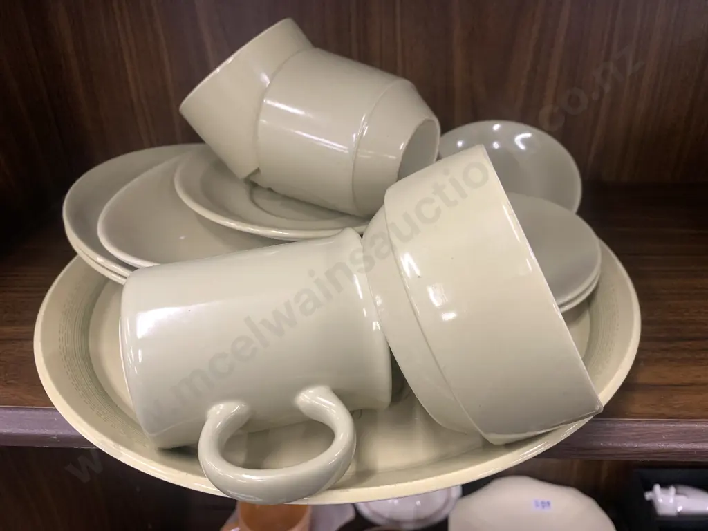 Assortment Of Crown Lynn Items, Large Plate, Oval Plates, Cup, Saucer Etc Image 1++