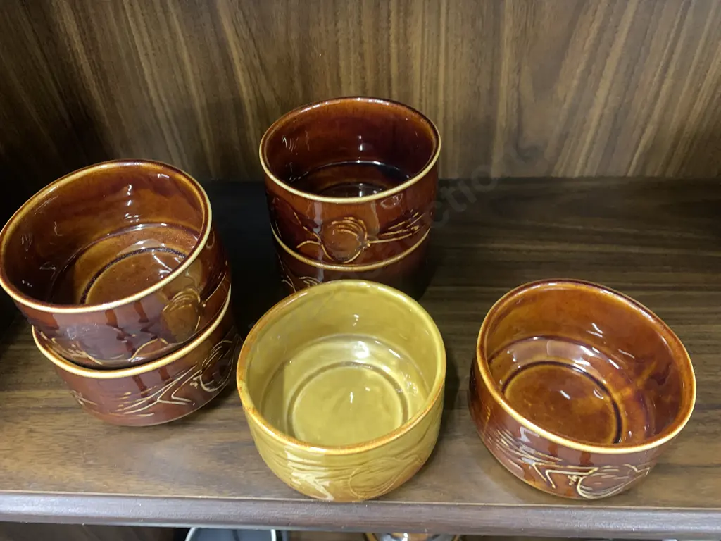 Assortment of Six Crown Lynn Garlic or Onion Soup Bowls, Honey Glaze, #1198 Image 1++