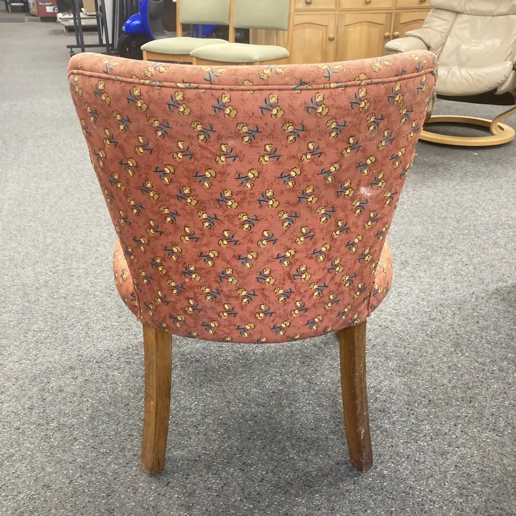Vintage Oak Armed Lounge Chair Image 1++