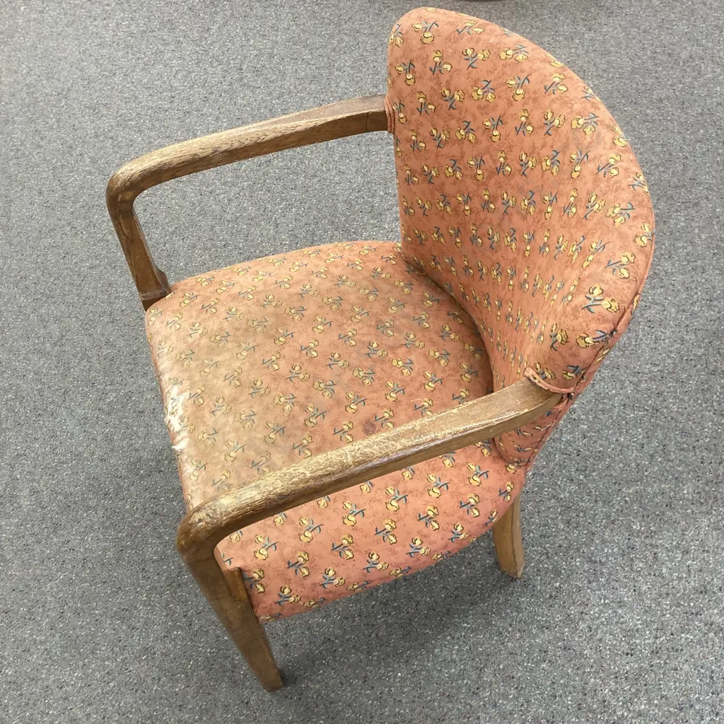 Vintage Oak Armed Lounge Chair Image 1++