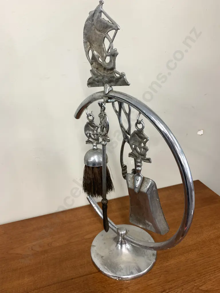Vintage 4 Pce Fire Side Companion With A 'Galleon' Nautical Theme Image 1++
