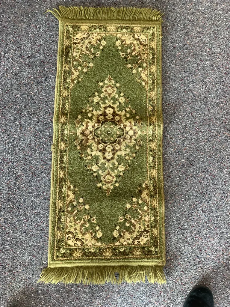Vintage Floor Rug & Runner 1x Brown/Gold/Green Tones L170cm, W138cm.1x Green/Cream Tones L150cm,W30cm (af) Image 1++