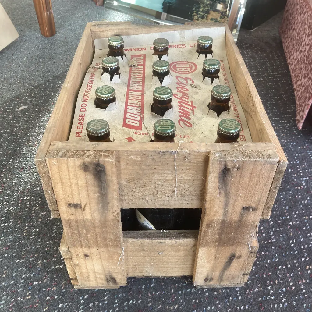 Rare 'Huntly Power Station April 9, 1983 Official Opening Day' DB Beer 12 Unopened Bottles In Original Wooden Crate Image 1++