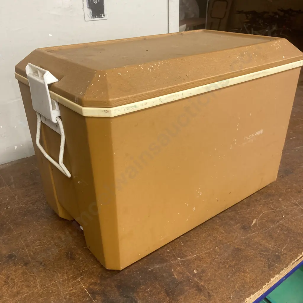Vintage Retro Chilly Bin, H41 W60 D37cm Image 1++