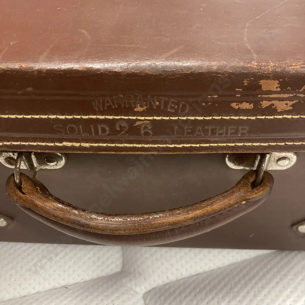 Vintage Leather Suitcase (Solid 26 Leather) Mid Brown With Keys, H20 W67 D40cm Image 1++