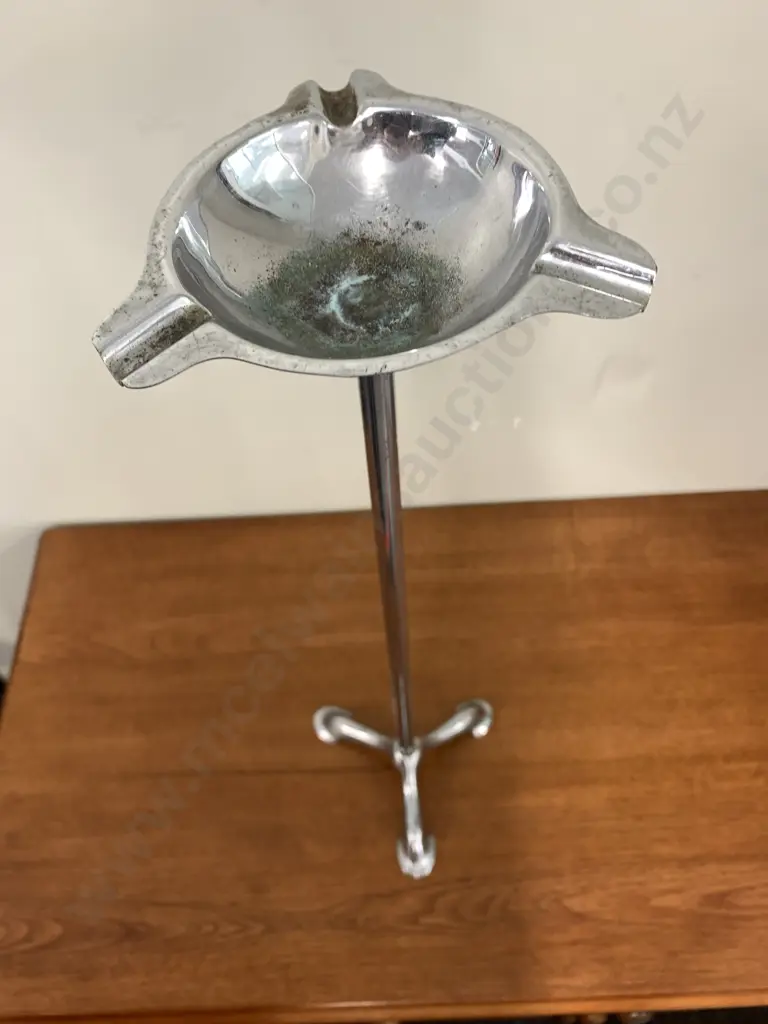 Retro 3 Leg Floor Standing Ashtray, H54cm Image 1++