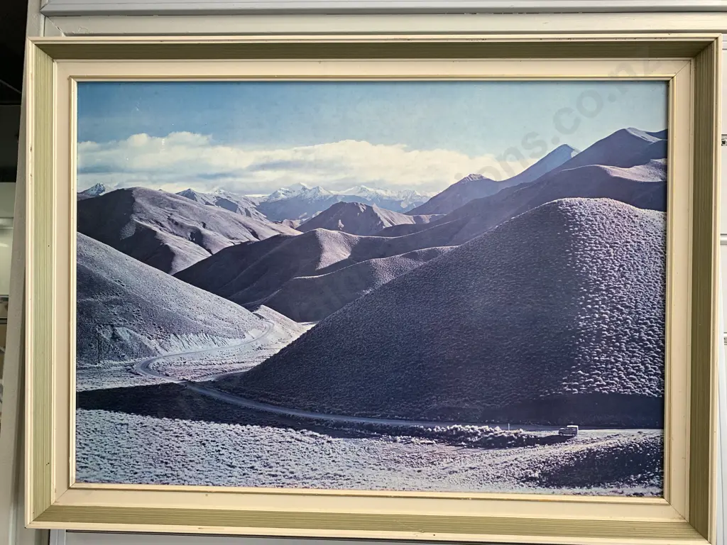 Vintage Framed Artwork 'Mountain Scene' 48 x 67cm Image 1++