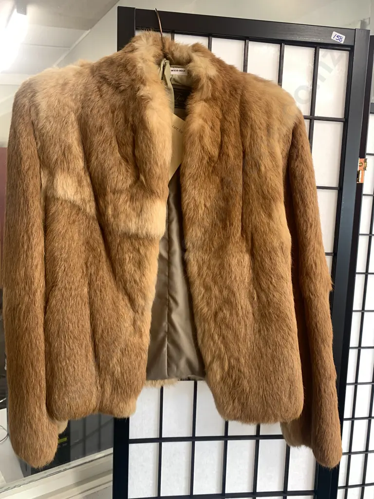 Stunning Vintage 'Beneta Furs' Jacket Australian Made 'Lapin Fur' Tan Colour Size Medium  Image 1++
